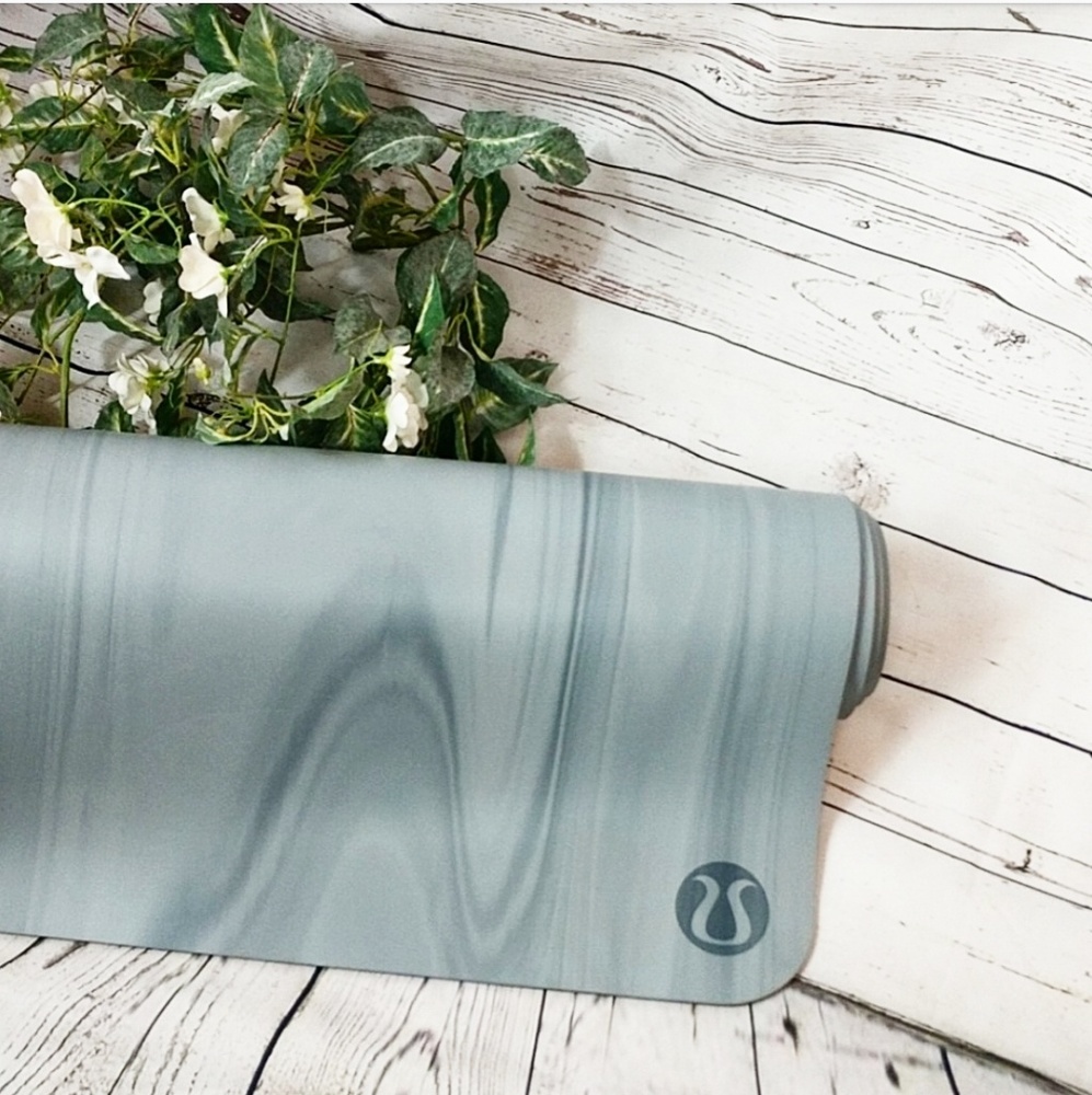 Lululemon Reversible Yoga Mat